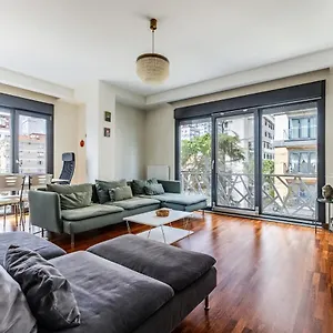  Apartment Spacious Flat Near Bagdat Avenue In Suadiye